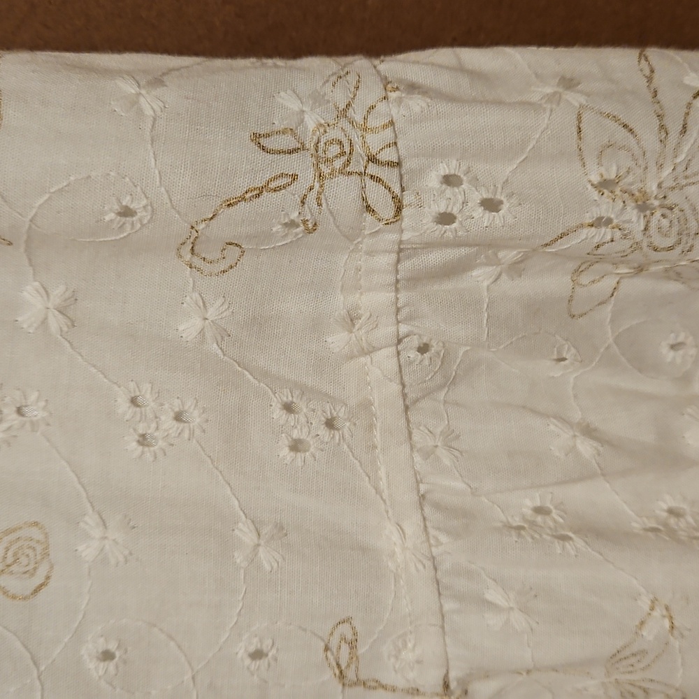 BESS White Eyelet skirt floral embroidery accents lined side zipper Med. Summery - Picture 3 of 11
